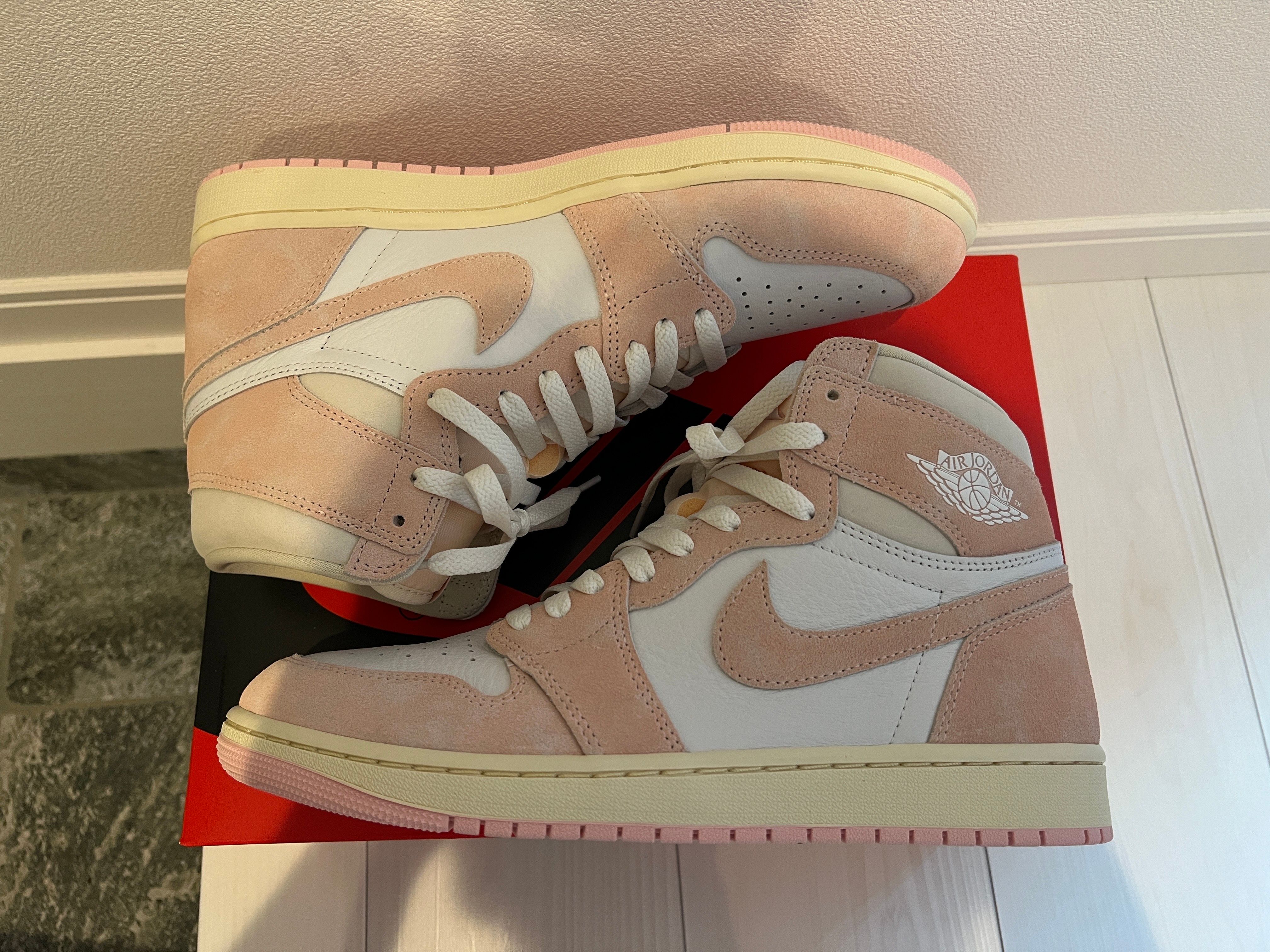 Nike Women's Air Jordan 1 Retro High OG "Washed Pink"