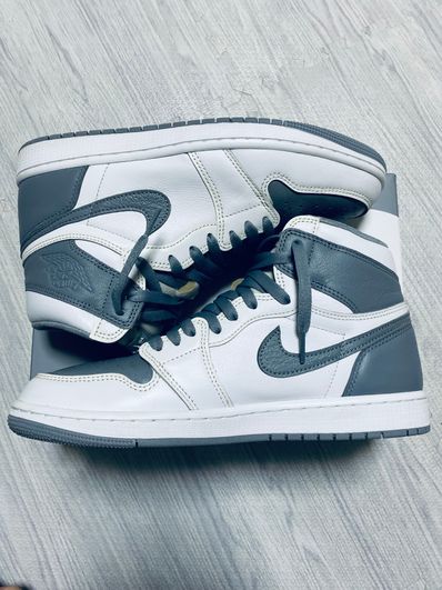 Nike Air Jordan 1 High OG "Stealth"
