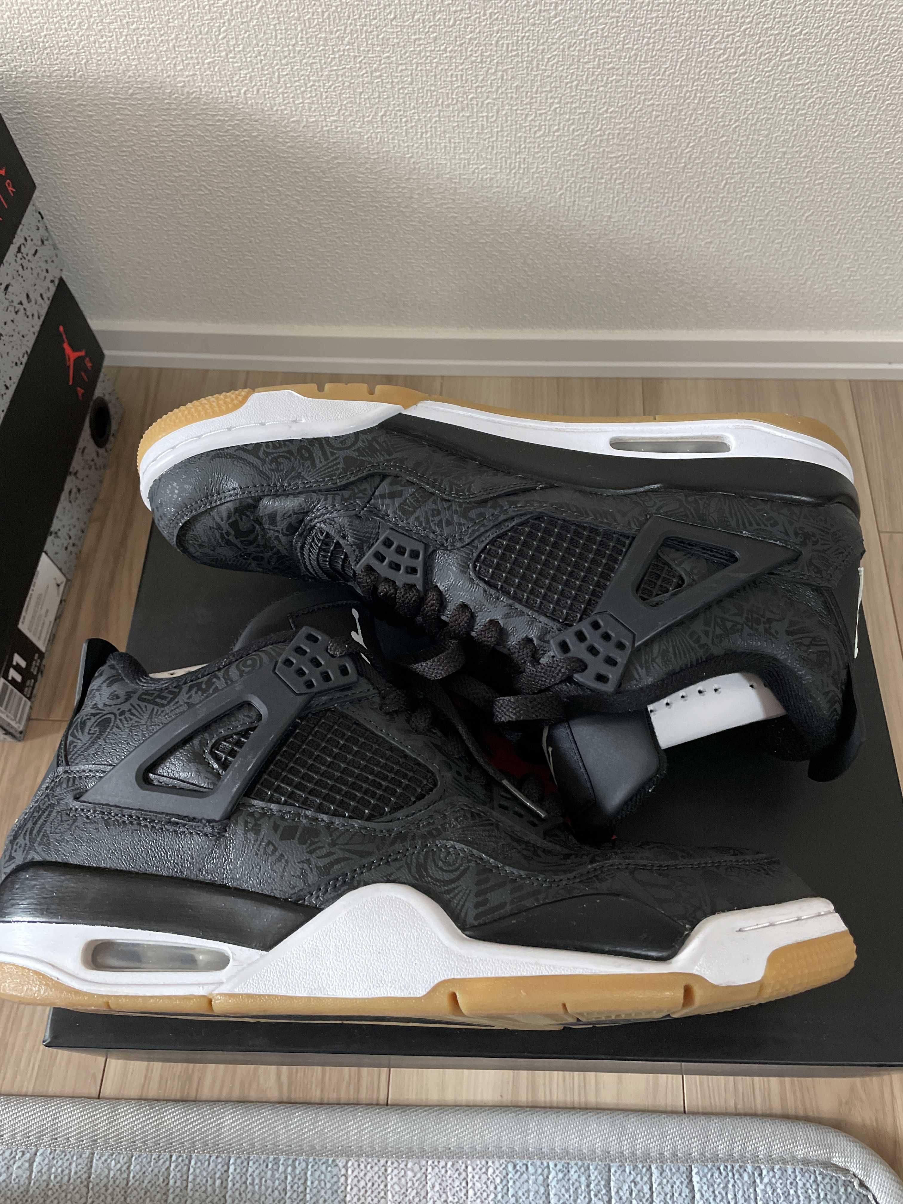 Nike Air Jordan 4 Retro "Laser Black/Gum"