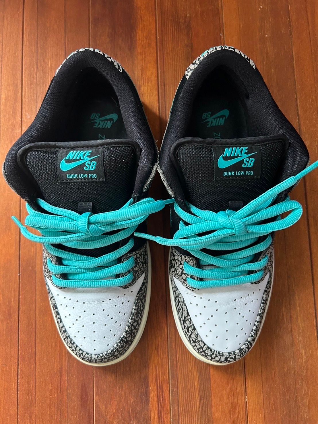 Nike SB Dunk Low "Elephant/Safari"
