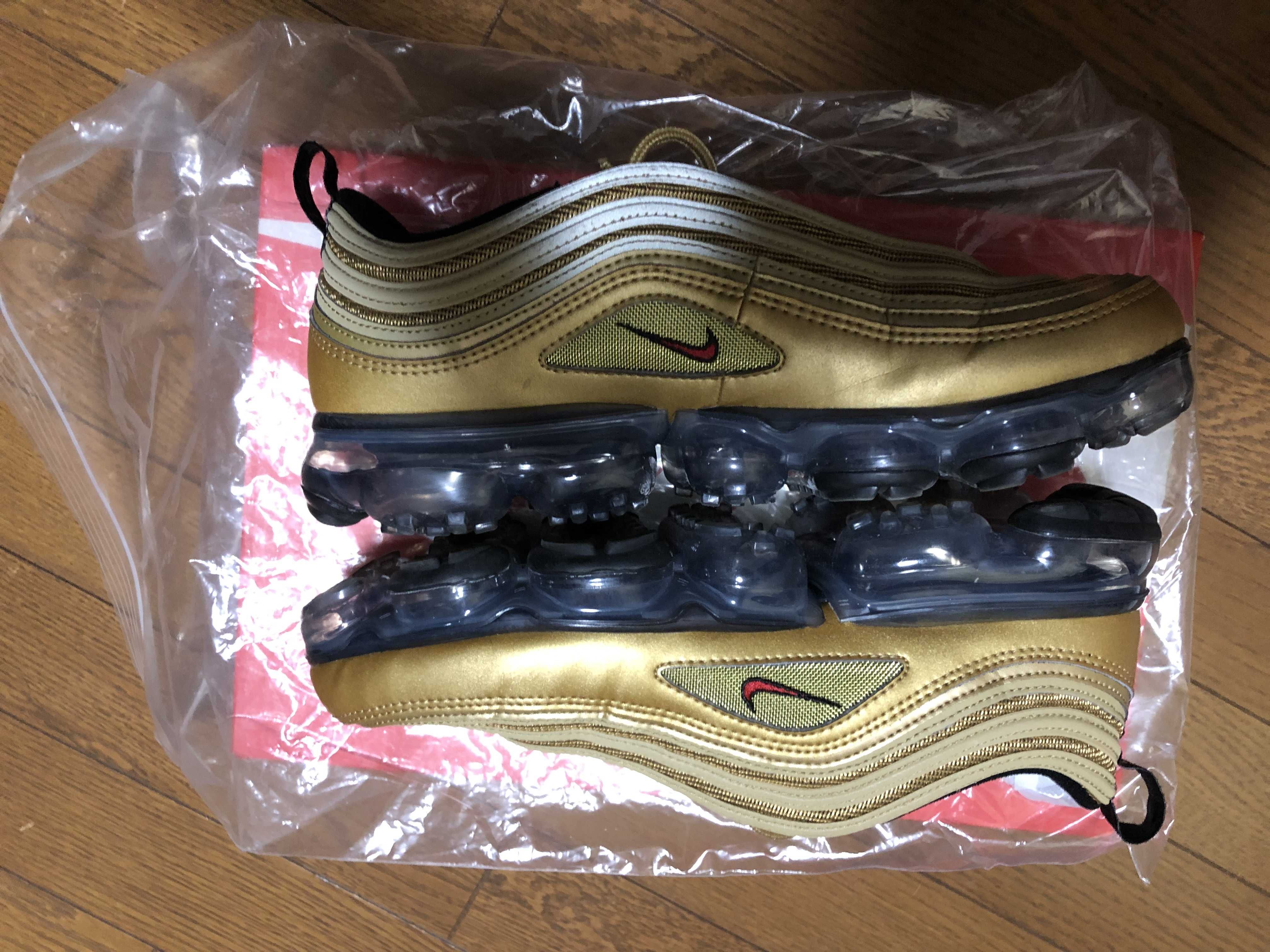 NIKE AIR VAPORMAX 97 "METALLIC GOLD"