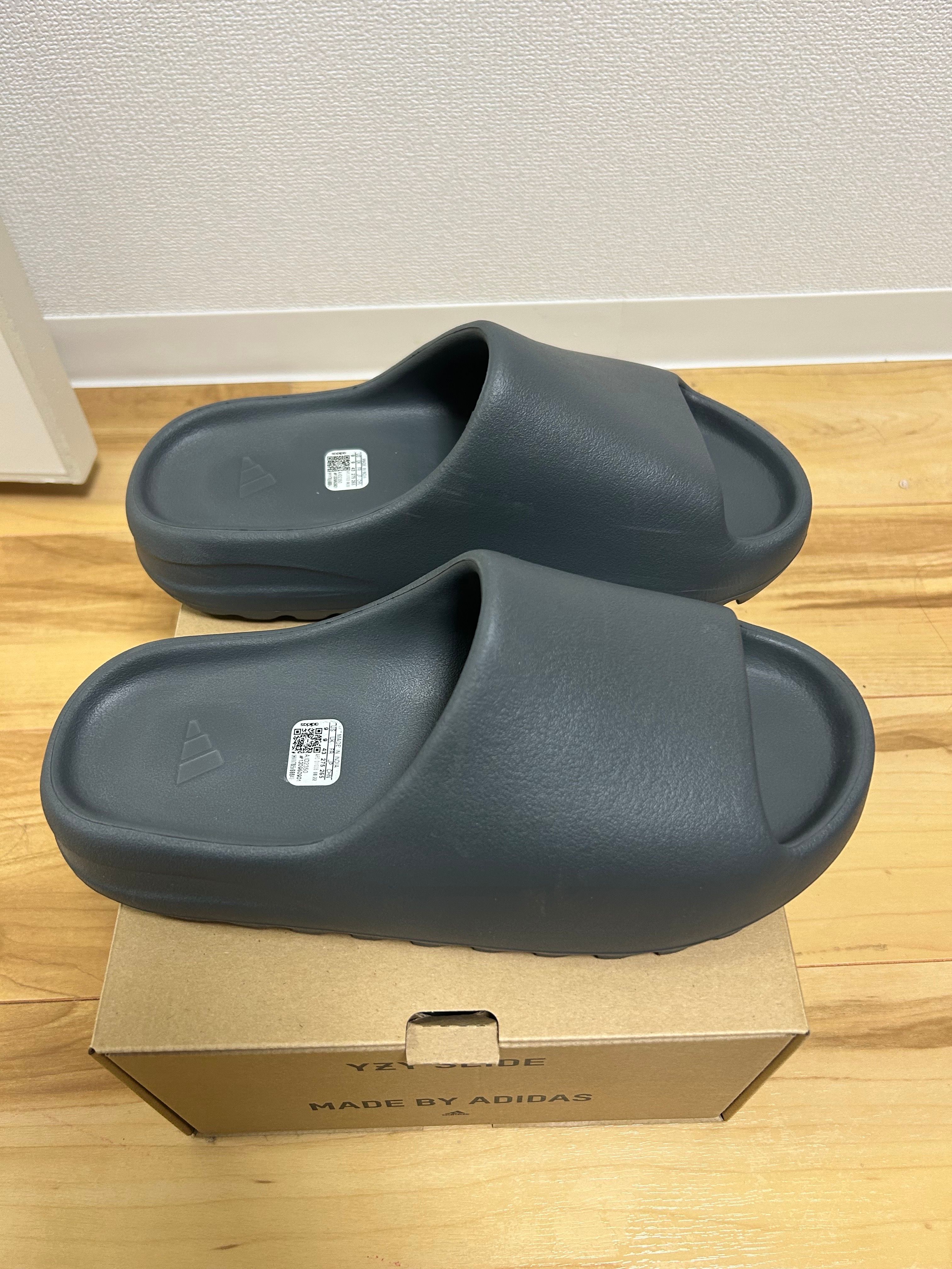 adidas YEEZY Slide "Slate Grey"