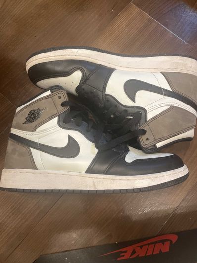 Nike GS Air Jordan 1 High OG "Sail/Dark Mocha/Black"