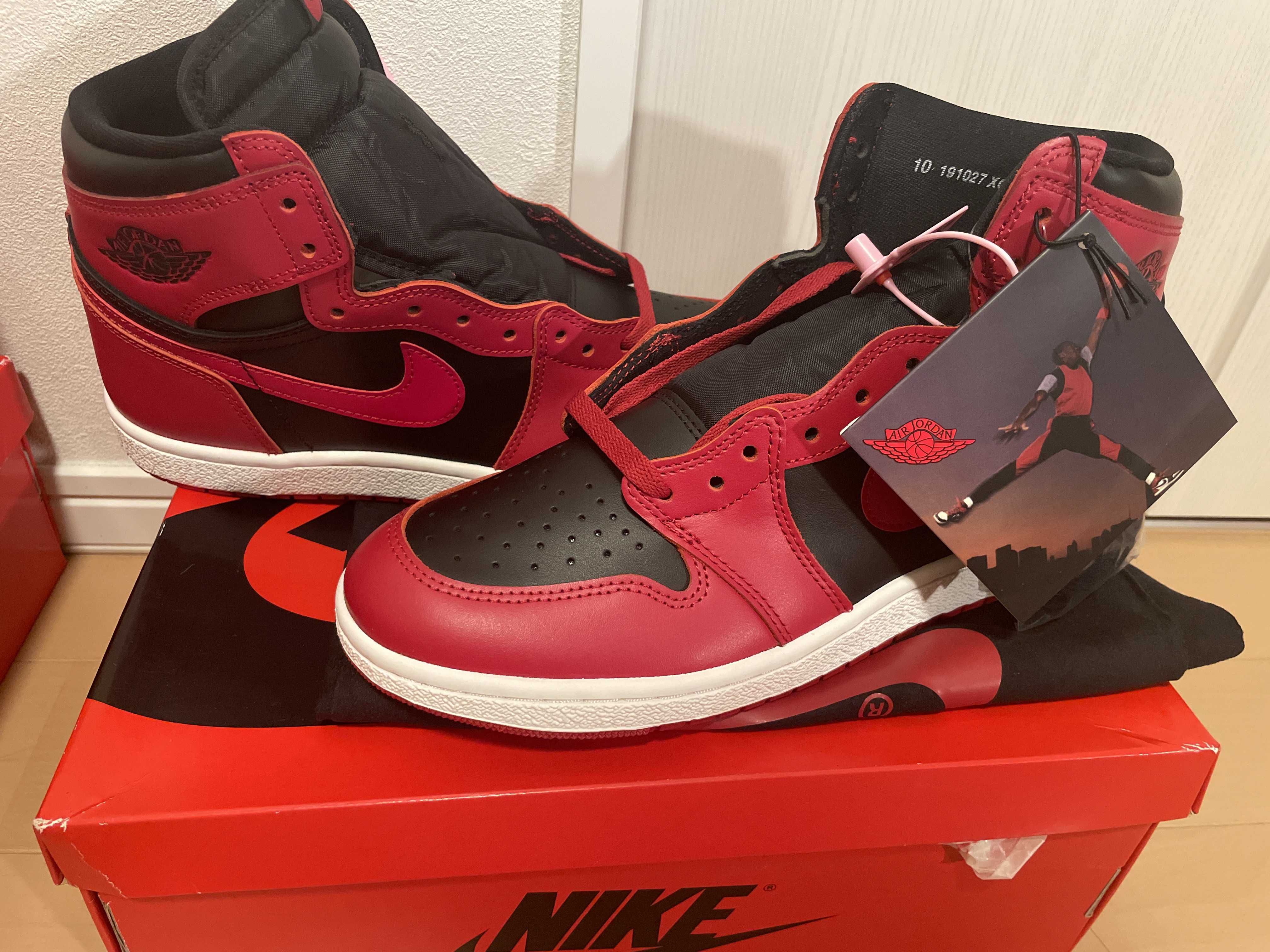 Nike Air Jordan 1 High ’85 "Varsity Red"