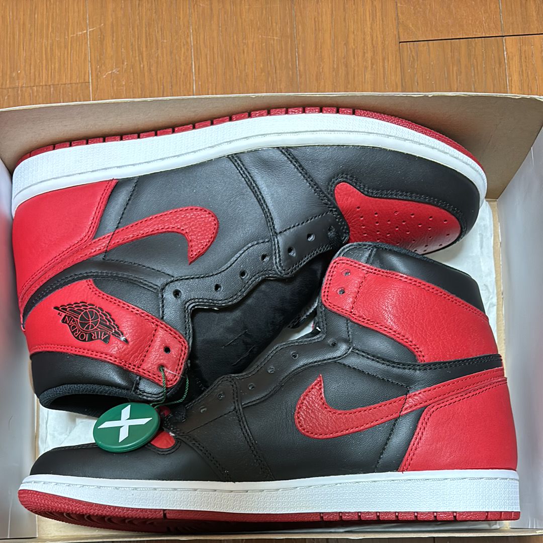 Nike Air Jordan 1 Retro High OG "Bred/Banned" (2016)