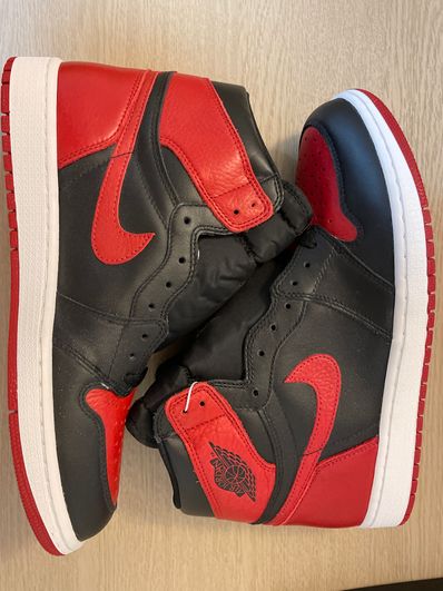 Nike Air Jordan 1 Retro High OG "Bred/Banned" (2016)