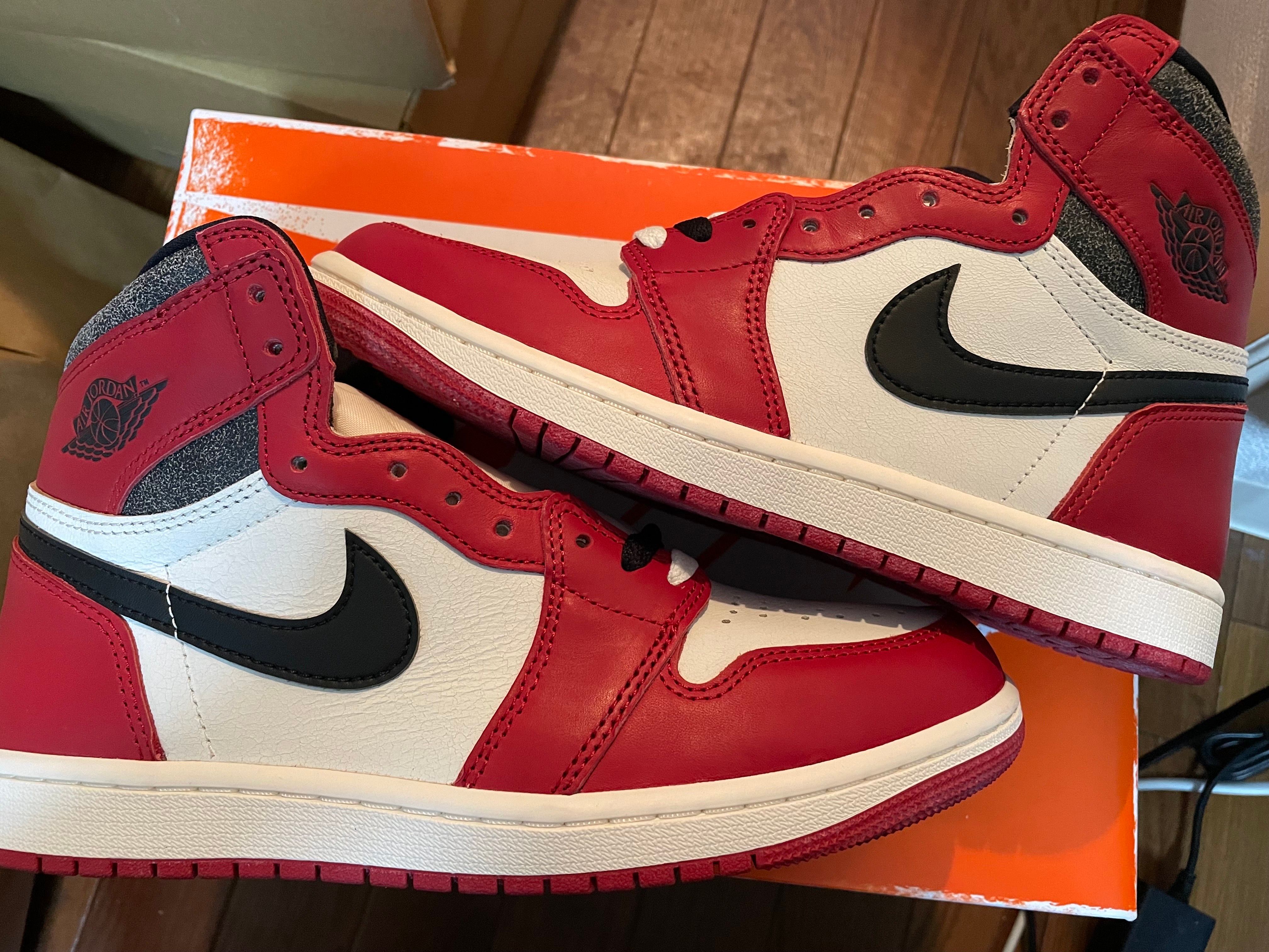 Nike Air Jordan 1 High OG "Lost & Found/Chicago"