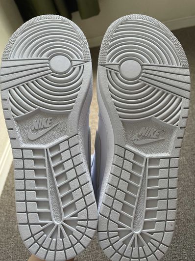 Nike Air Jordan 1 High 85 "Neutral Grey"