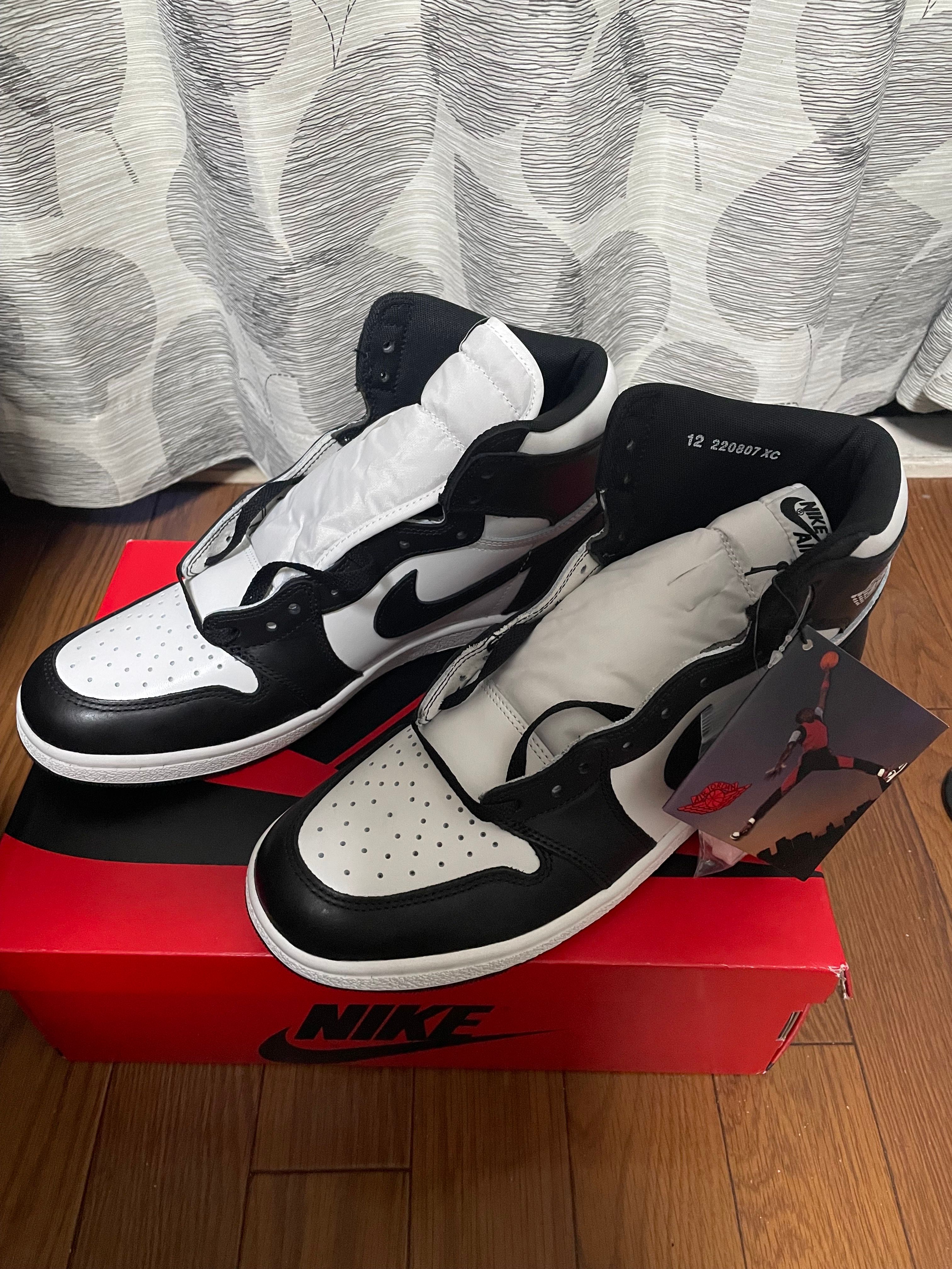 Nike Air Jordan 1 High '85 "Black/White"