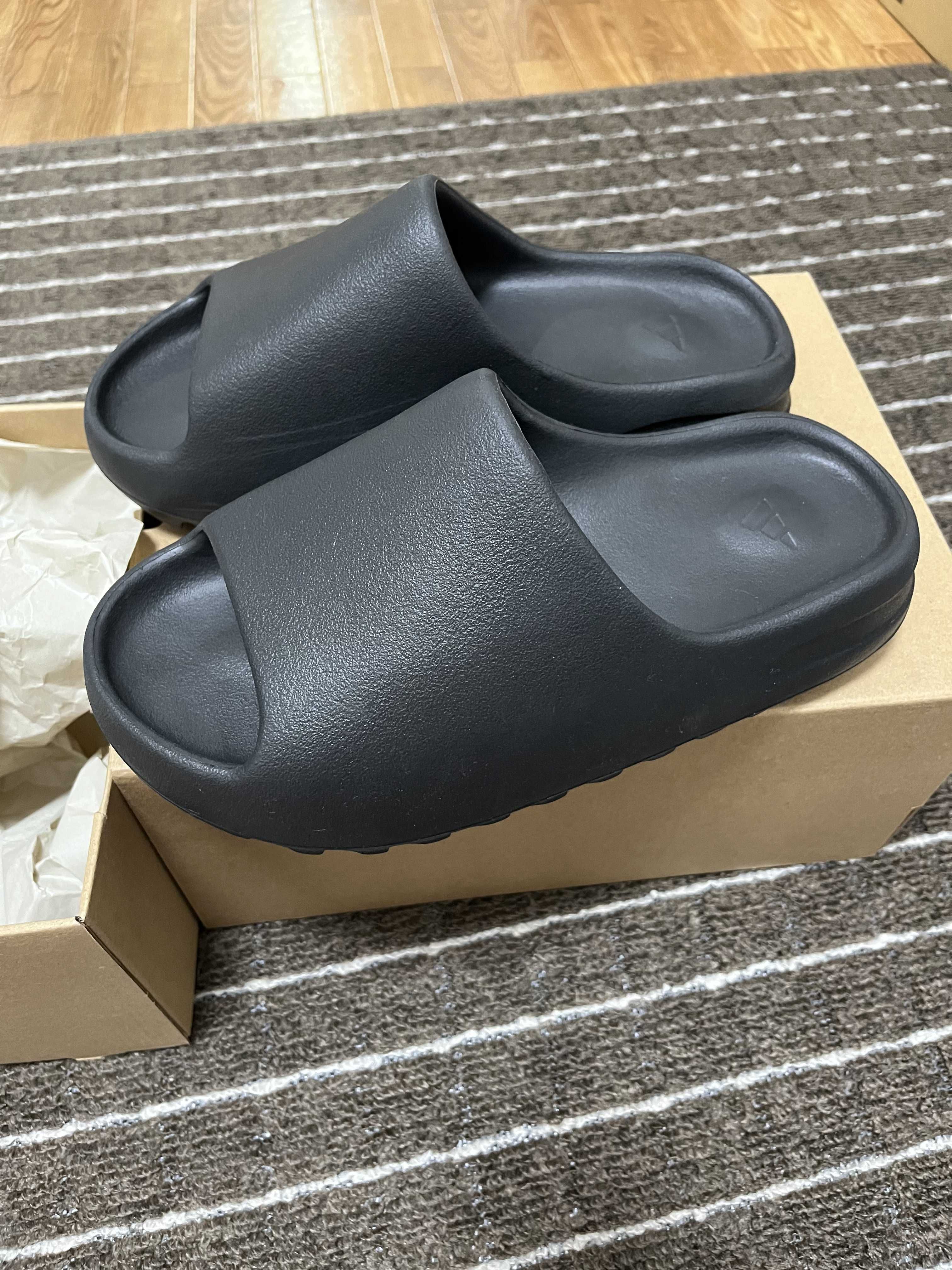 adidas YEEZY Slide "Onyx"