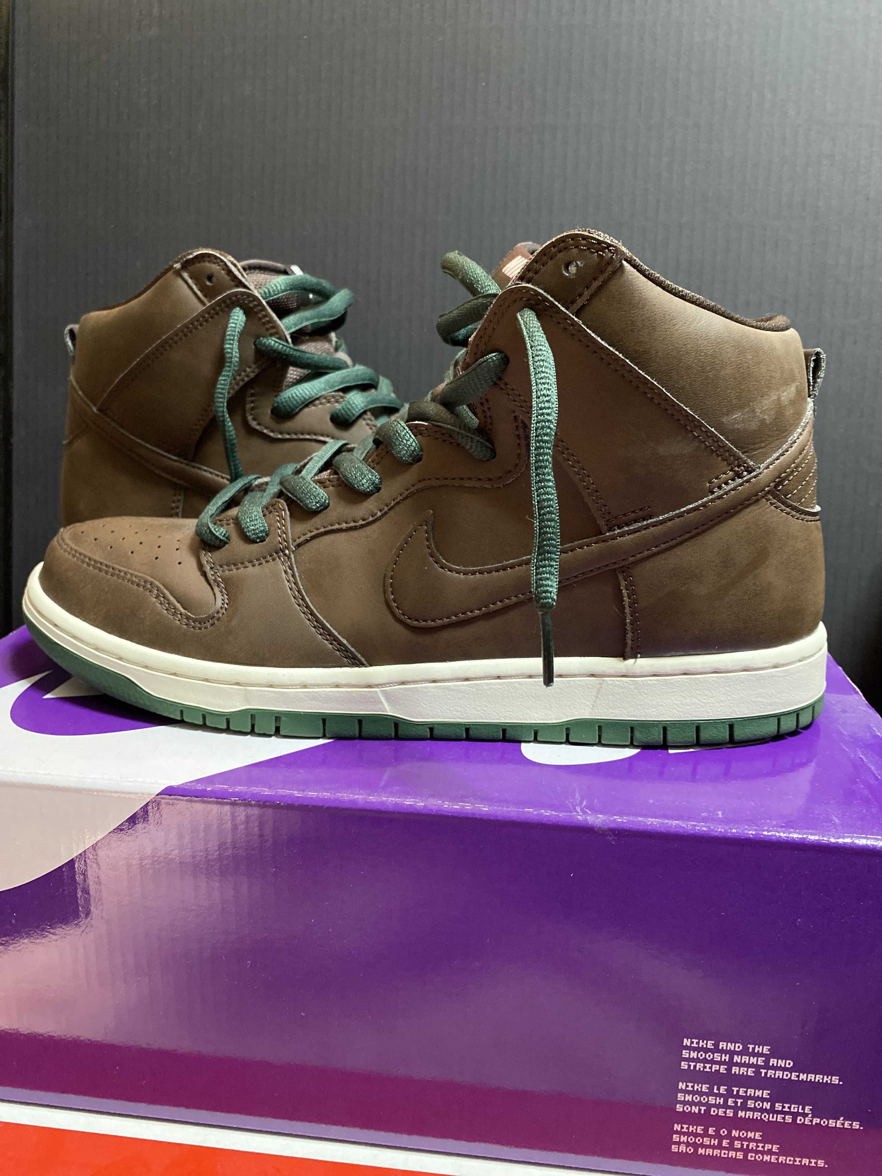 Nike SB Dunk High "Baroque Brown"