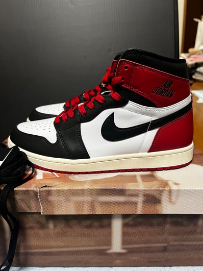 Nike Air Jordan 1 Retro High OG "Black Toe Reimagined"