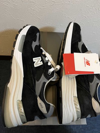 New Balance 992 "Black" (2021)