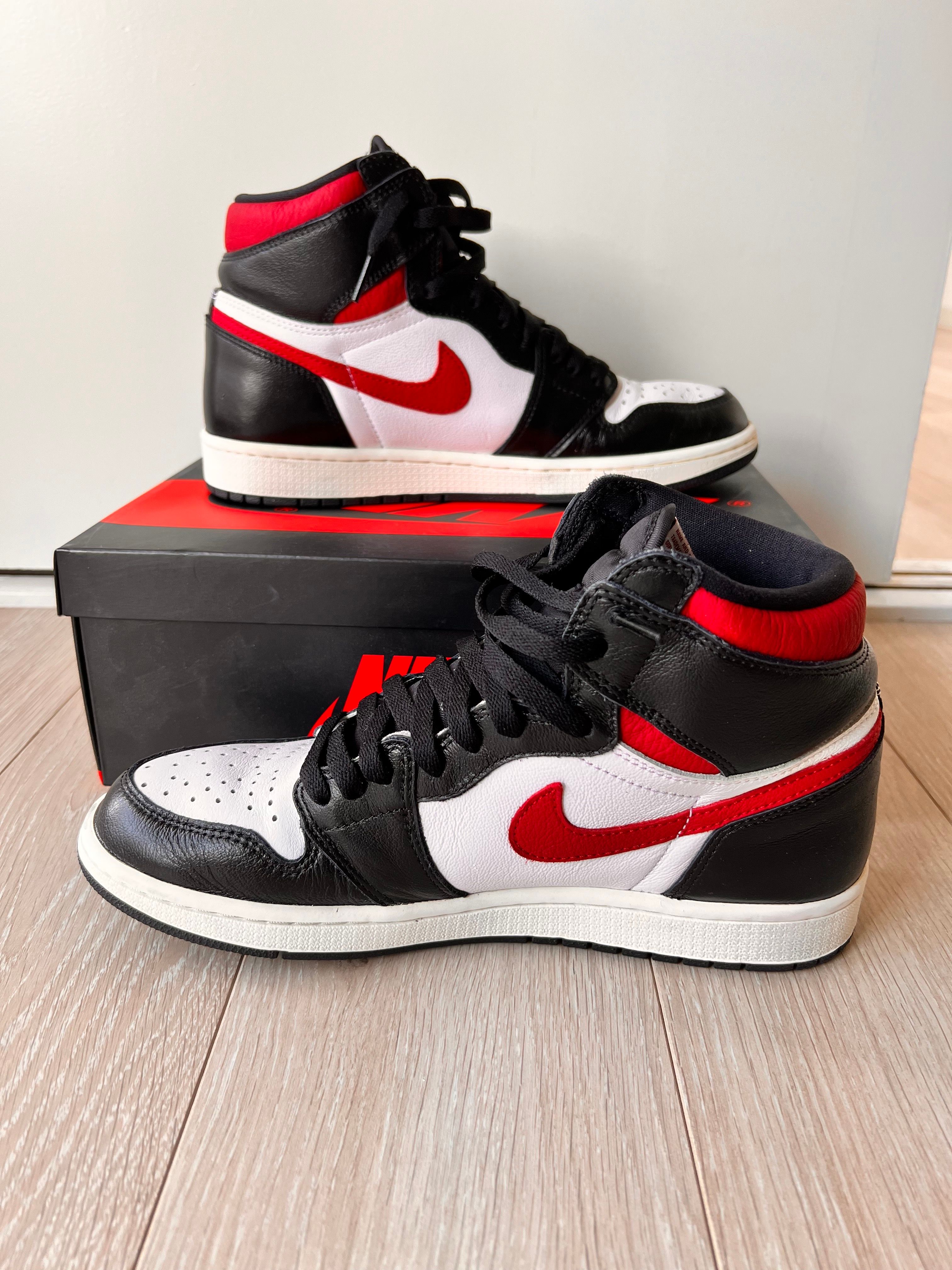 Nike Air Jordan 1 Retro High "Black/White/Sail/Gym Red"