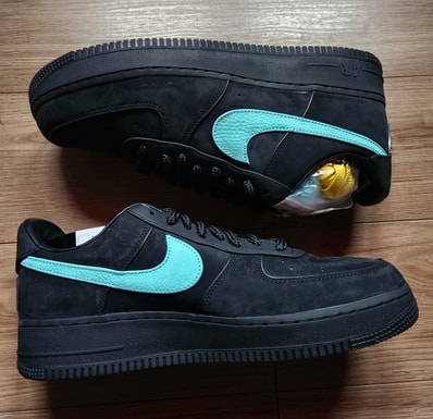 Tiffany & Co. × Nike Air Force 1 Low "1837"