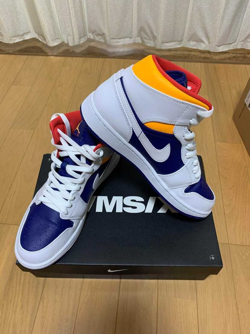 NIKE AIR JORDAN 1 MID "WHITE/NAVY/YELLOW"