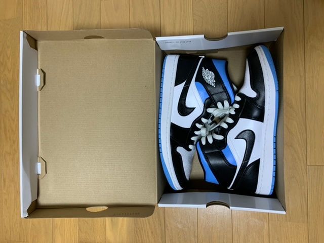 Nike Women's Air Jordan 1 Mid "Black/University Blue"