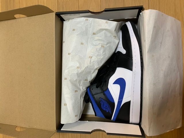 Nike Air Jordan 1 Mid "Royal"