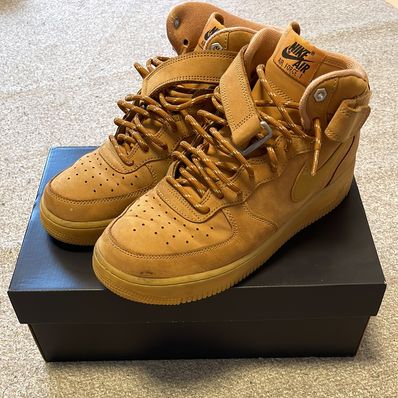 Nike Air Force 1 Mid "Flax"