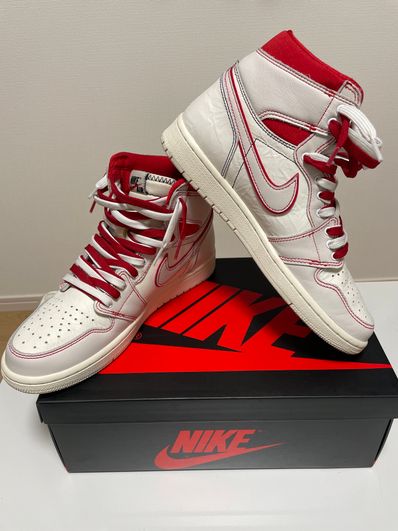 Nike Air Jordan 1 Retro High OG "Sail/University Red"