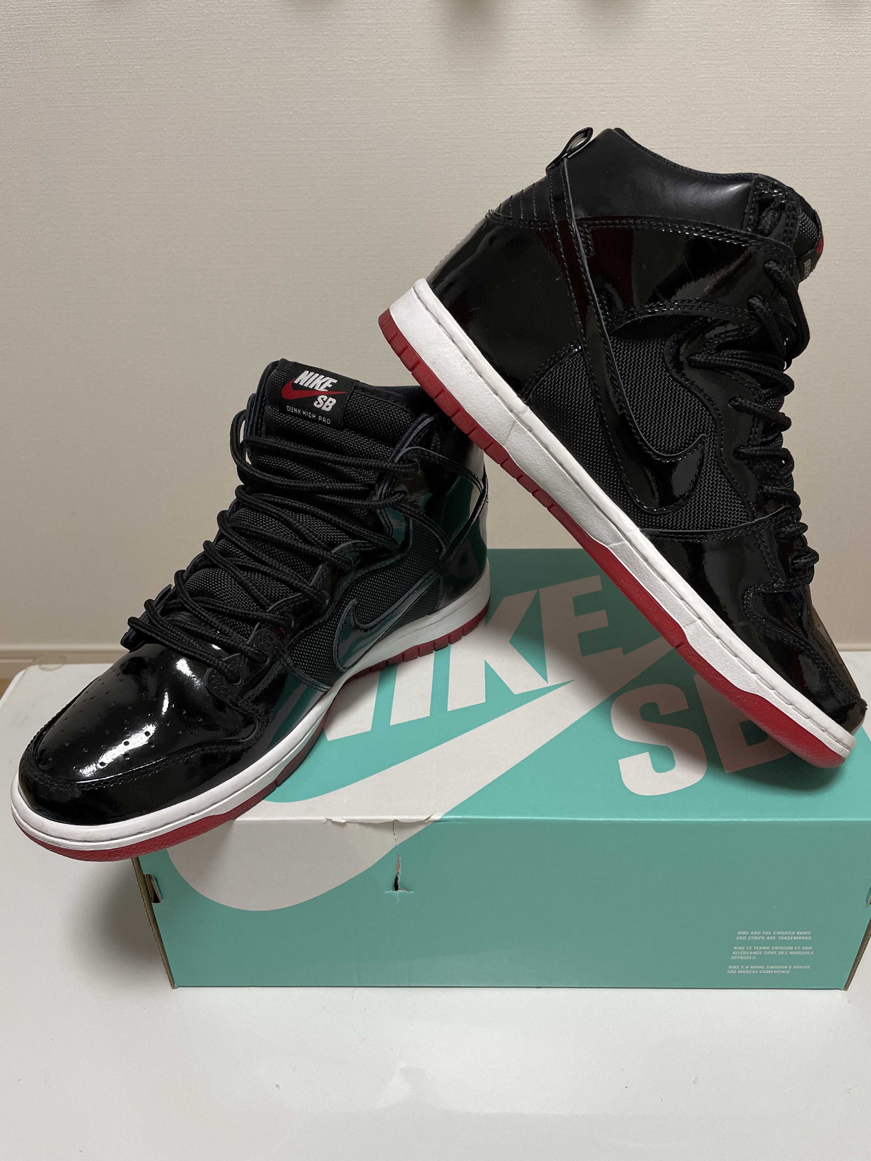 Nike SB Dunk High "Bred"
