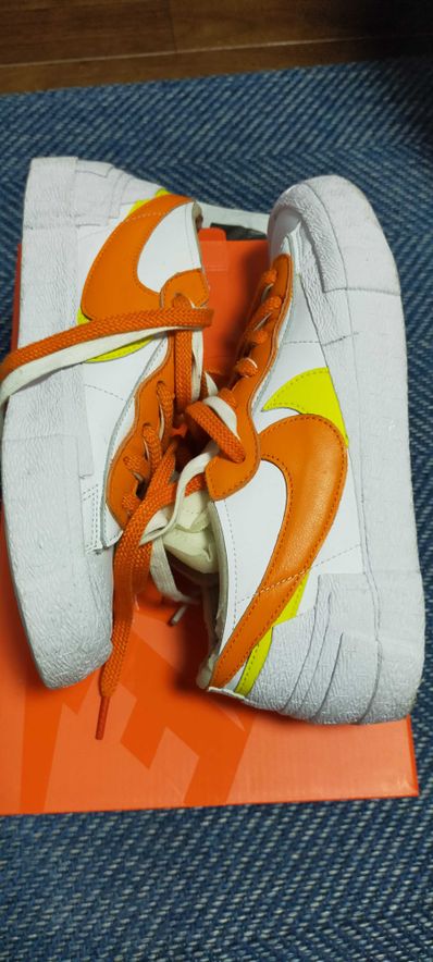 SACAI × NIKE BLAZER LOW "MAGMA ORANGE"