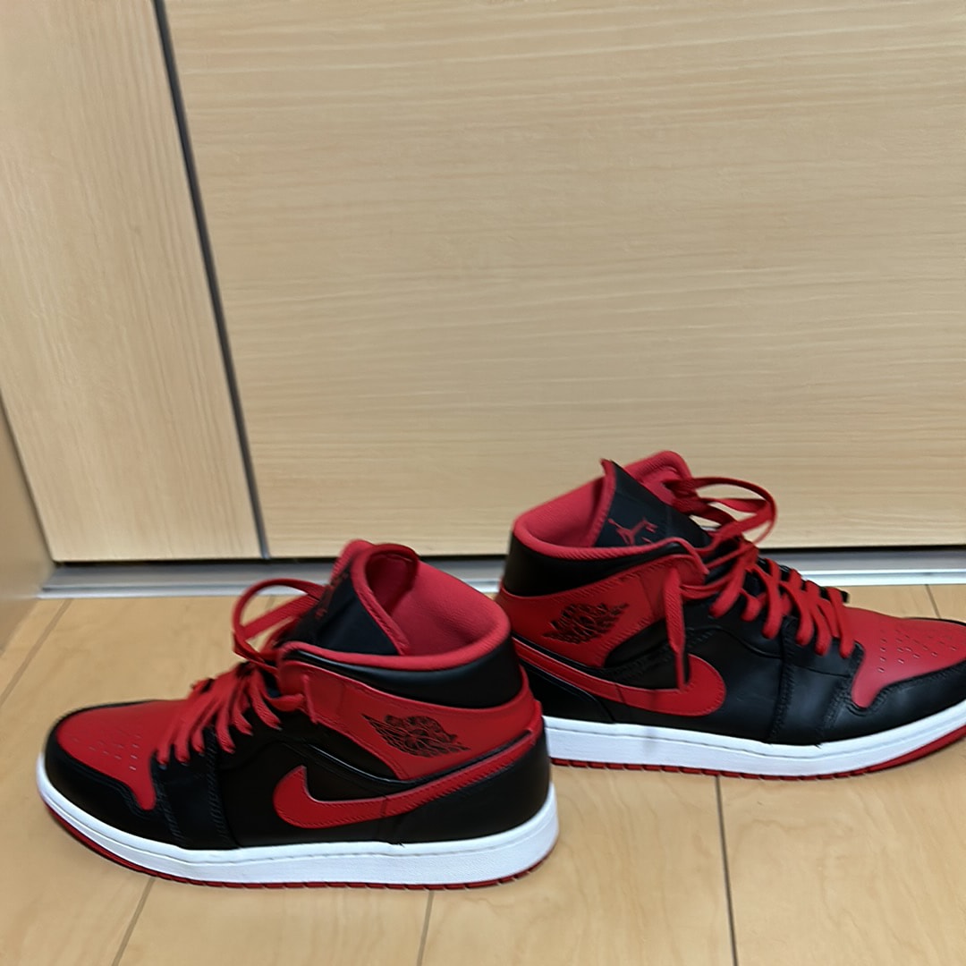 Nike Air Jordan 1 Mid "Bred Toe"