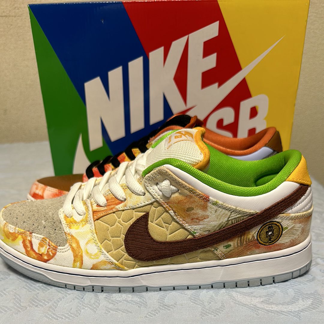 Nike SB Dunk Low "Street Hawker" (2021)
