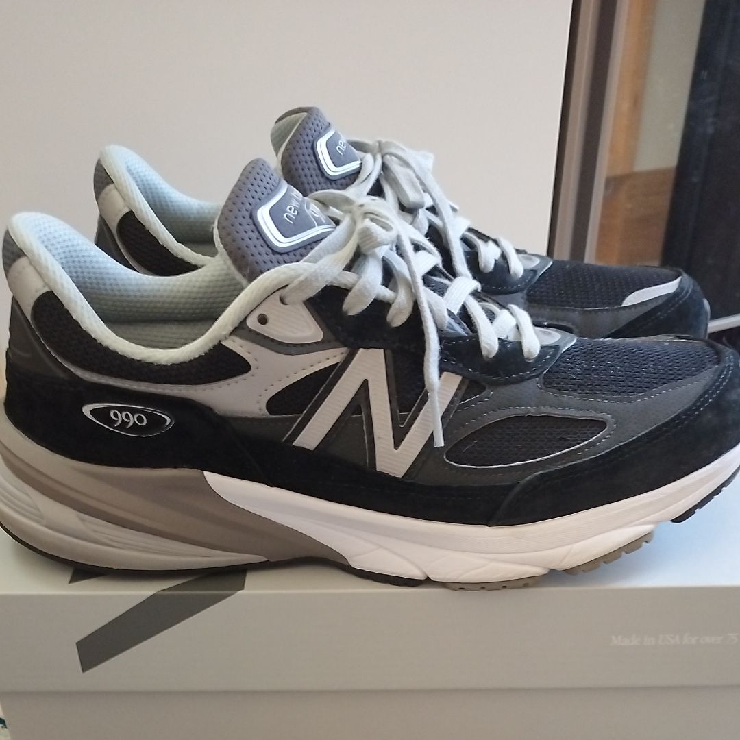 New Balance 990V6 "Black" (Heel NB Logo)