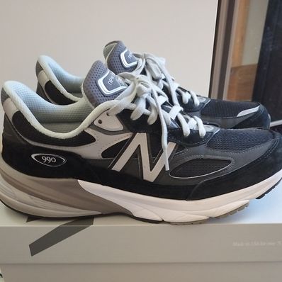 New Balance 990V6 "Black" (Heel NB Logo)