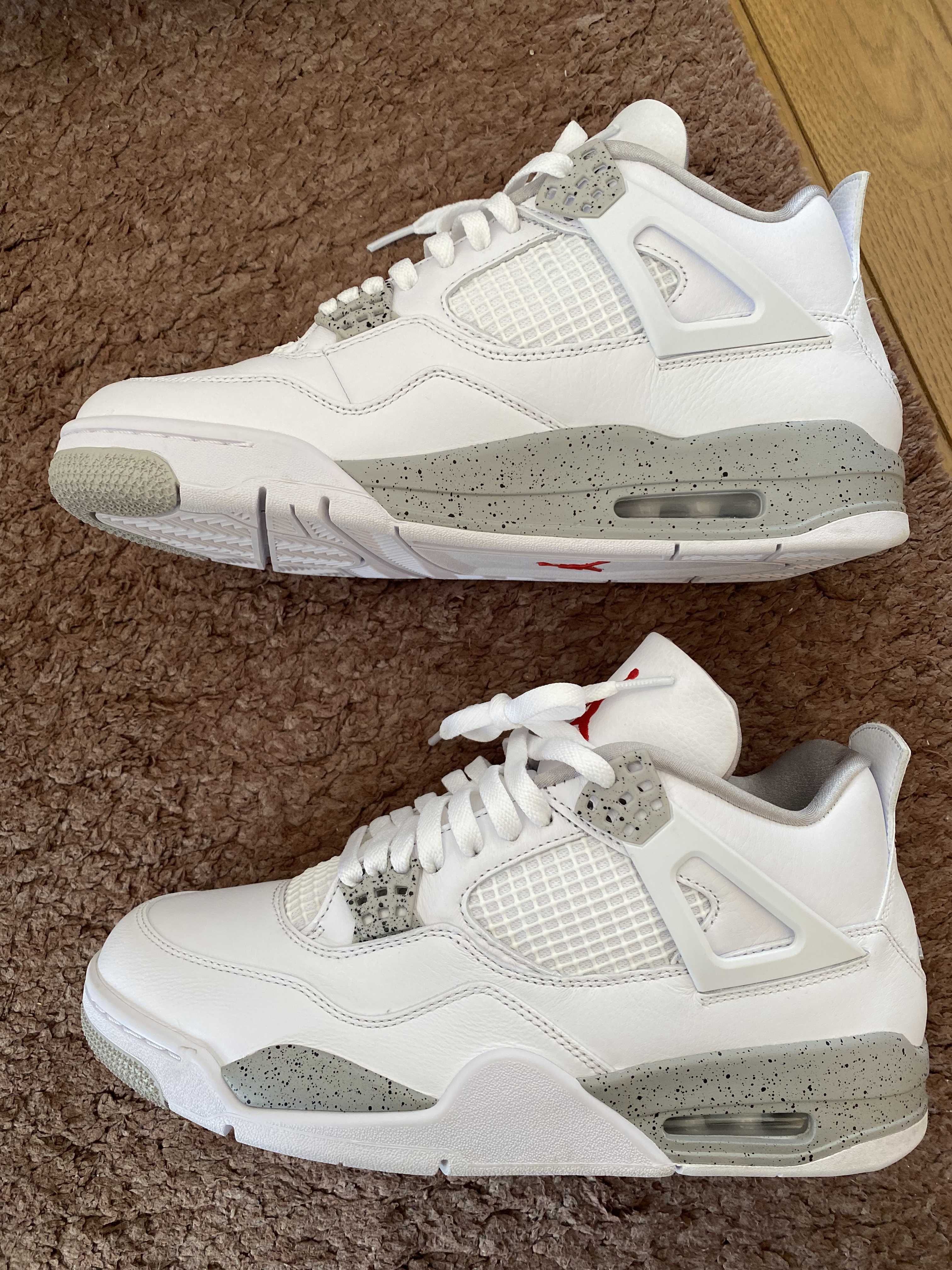 Nike Air Jordan 4 "Tech White"  