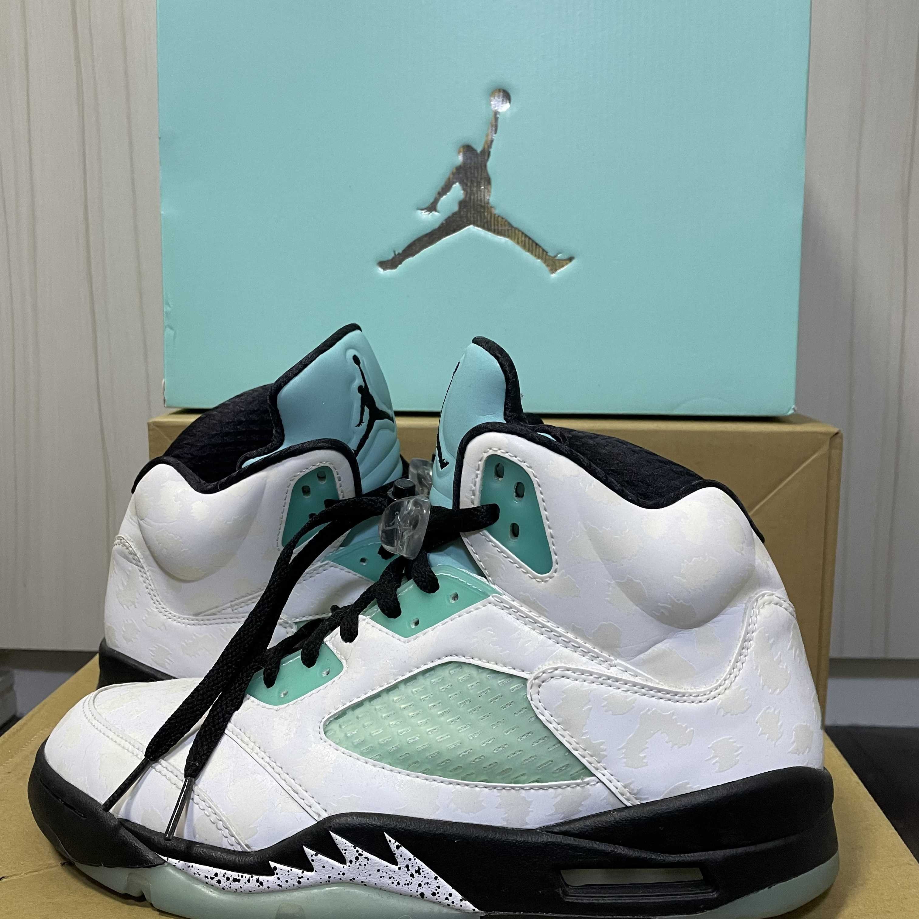 Nike Air Jordan 5 "White/Black/Island Green"