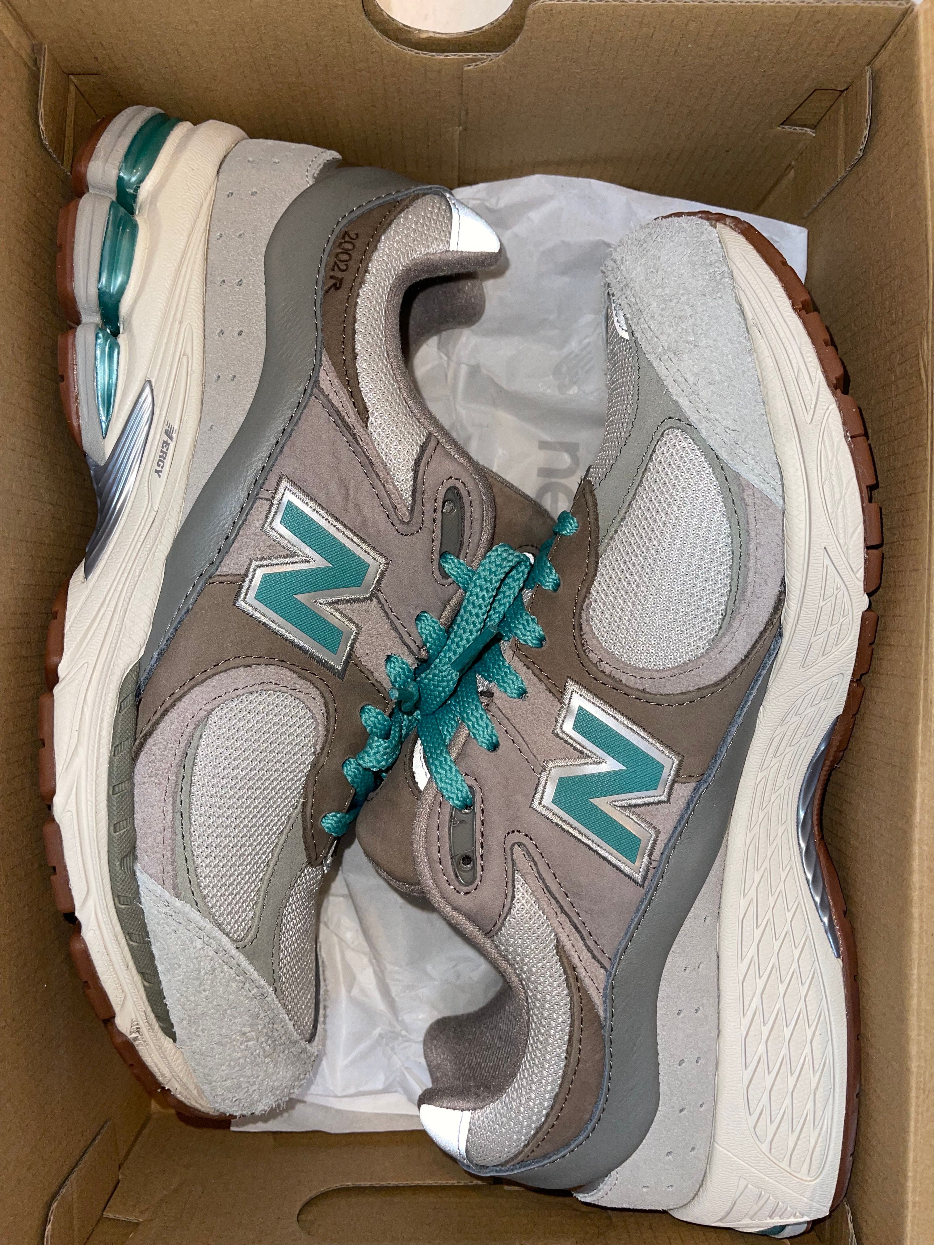 atmos × New Balance 2002R "Oasis"