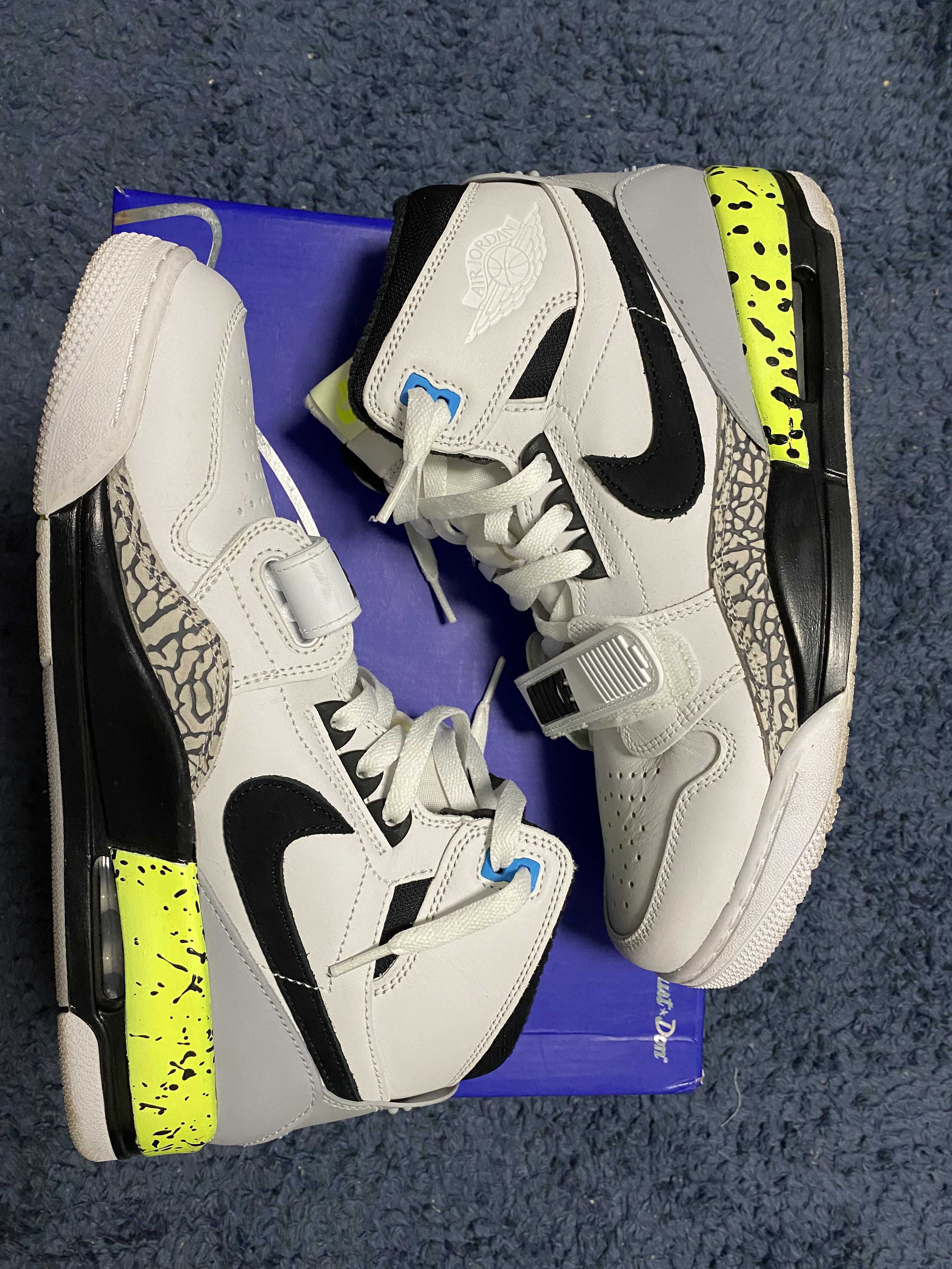 DON C × NIKE JORDAN LEGACY 312 BLACK-VOLT-VIVID BLUE