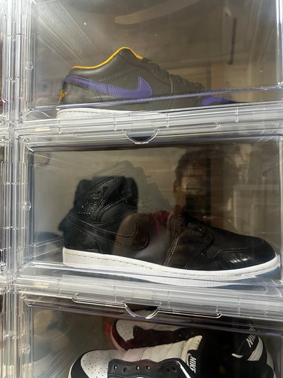 Nike Air Jordan 1 Mid "Space Jam"