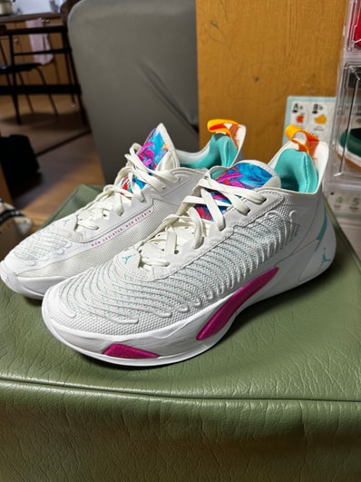Nike Luka 1 "White/Fire Pink"