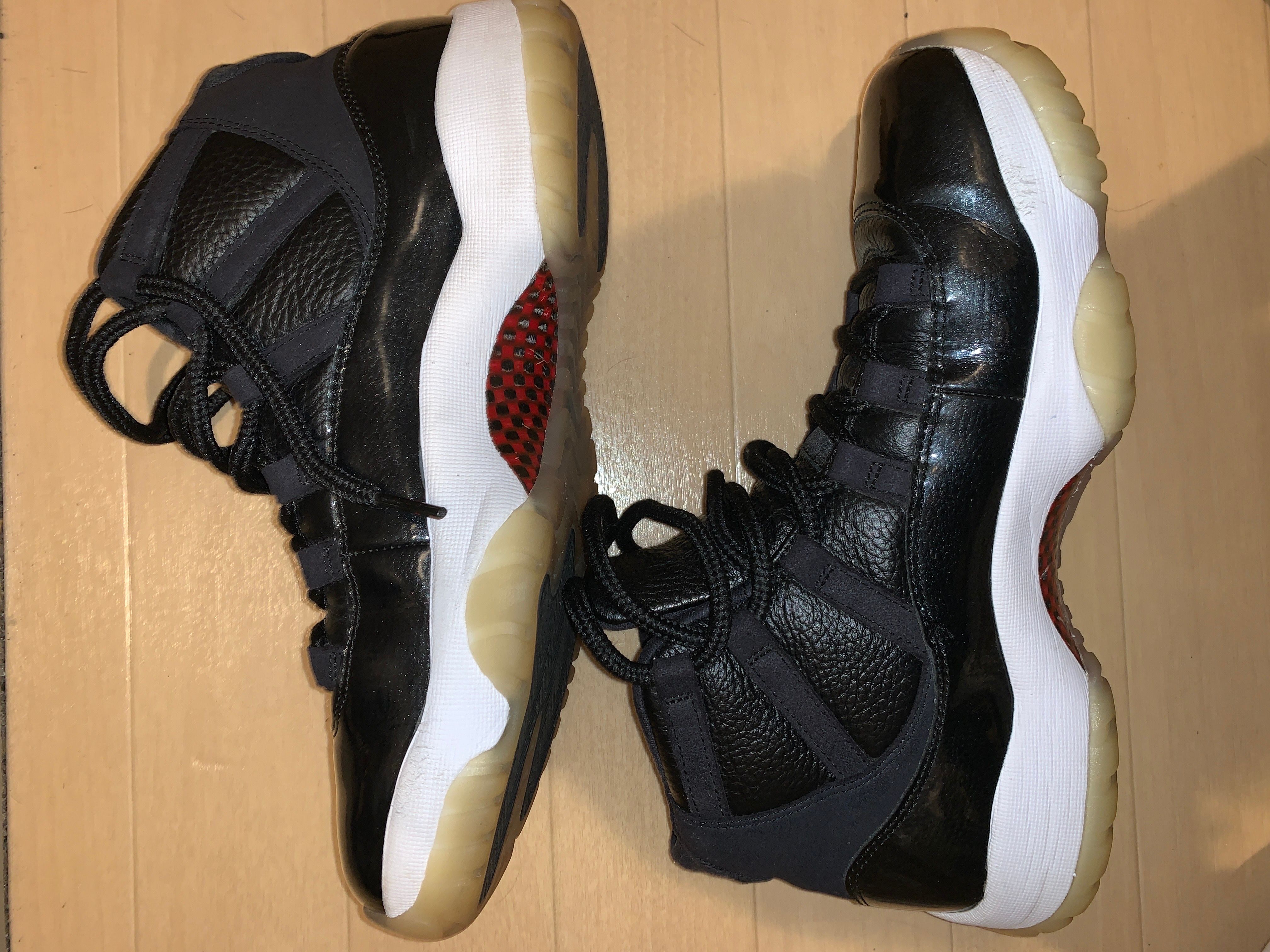 Nike Air Jordan 11 Retro "72-10"