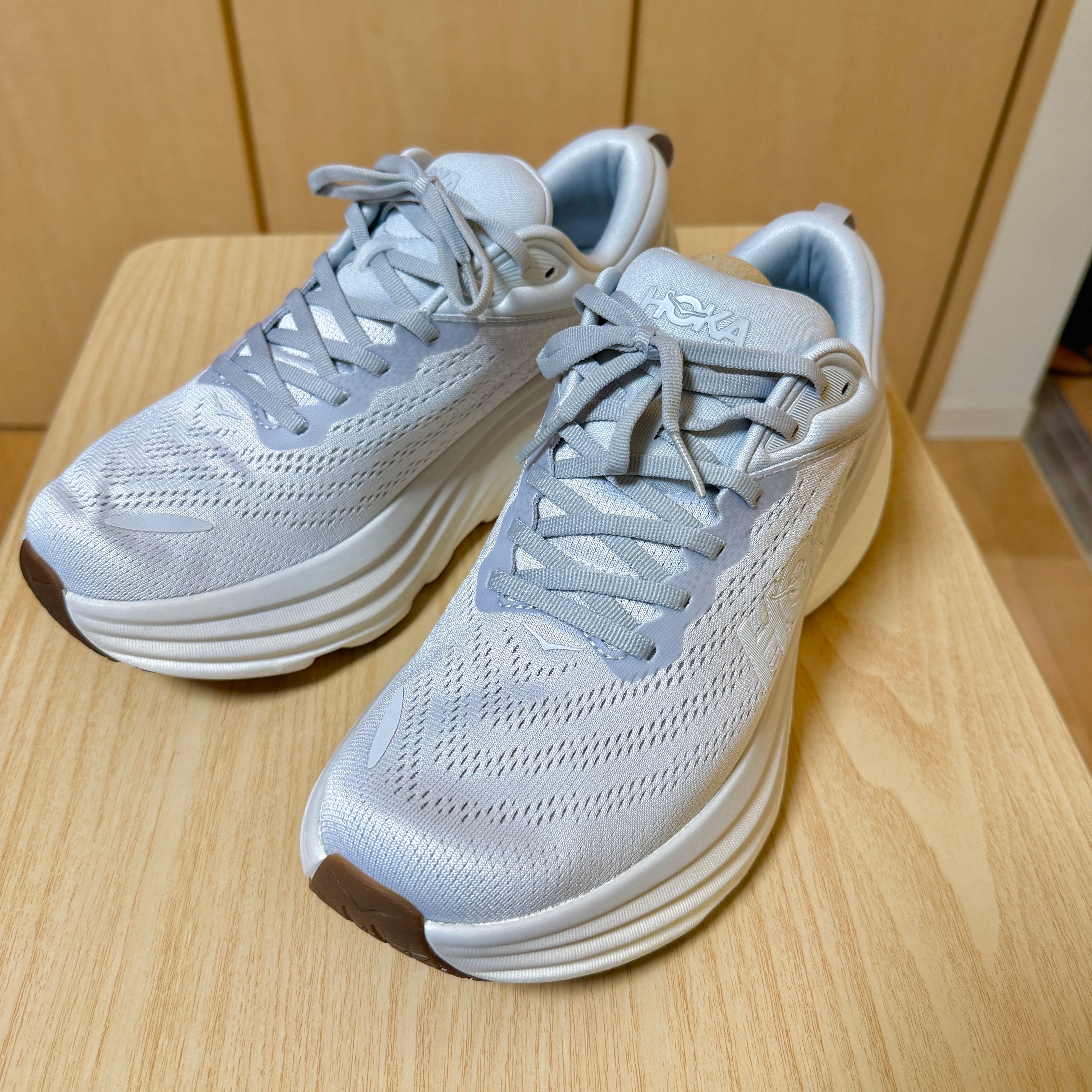 ホカ ボンダイ8 "ルナロック/ニンバスクラウド"