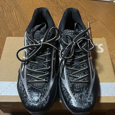 Kiko Kostadinov Studio Asics US6-S Gel-Kinetic Fluent "Black/Vanilla"