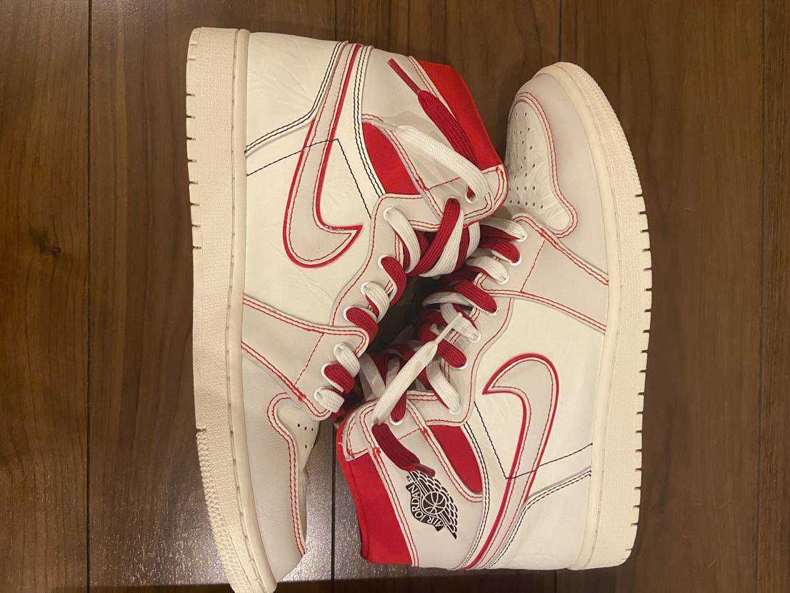 Nike Air Jordan 1 Retro High OG "Sail/University Red"     