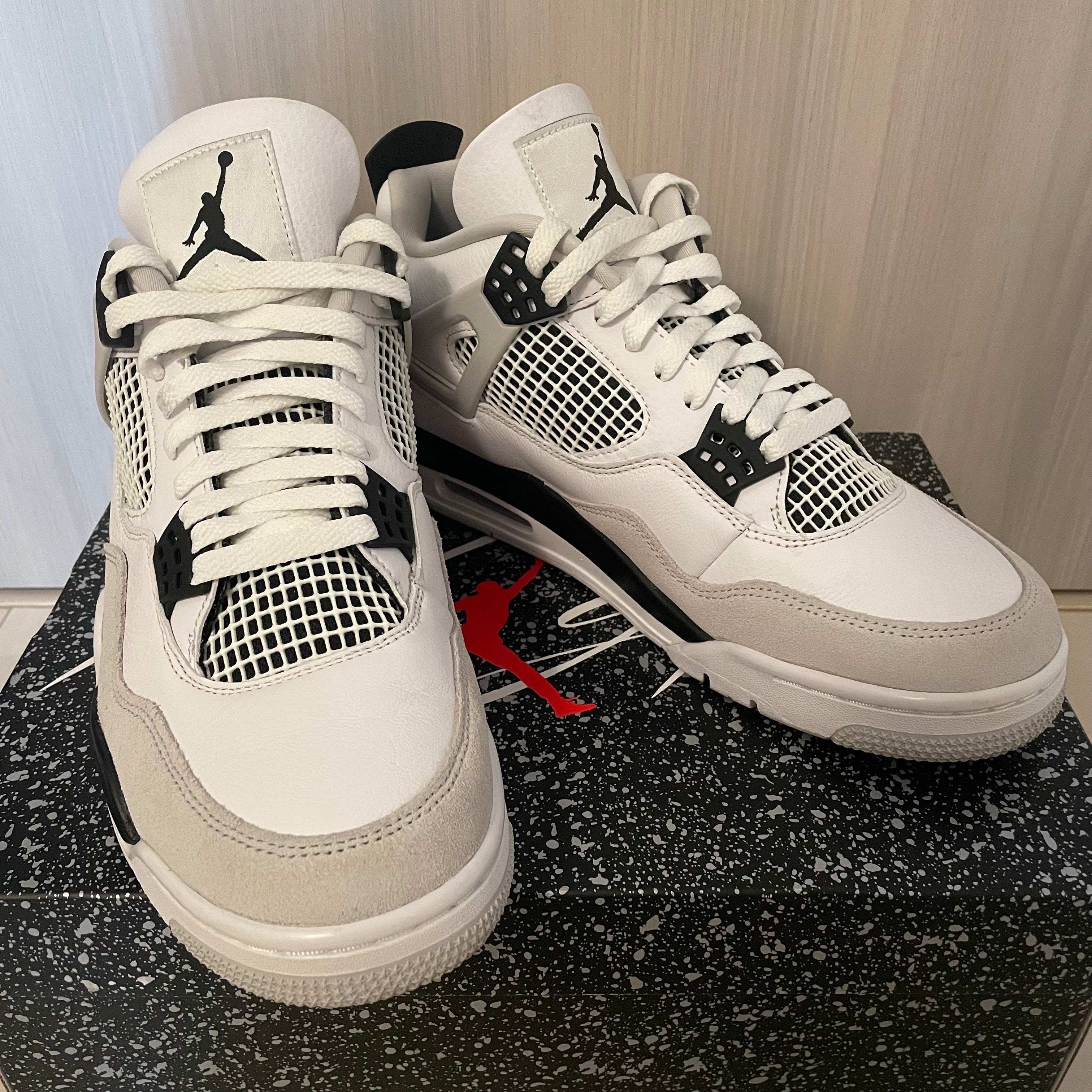 Nike Air Jordan 4 "Military Black"