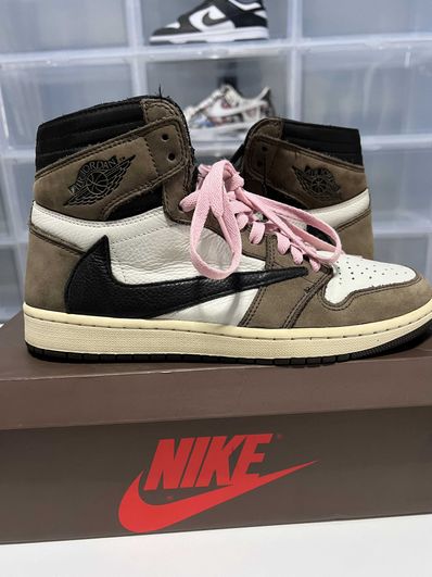 Travis Scott × Nike Air Jordan 1 Retro High OGを買うならスニーカー ...