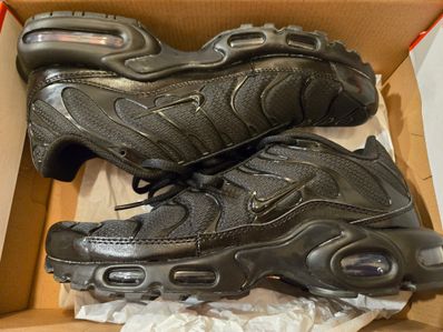 Nike Air Max Plus "Triple Black"