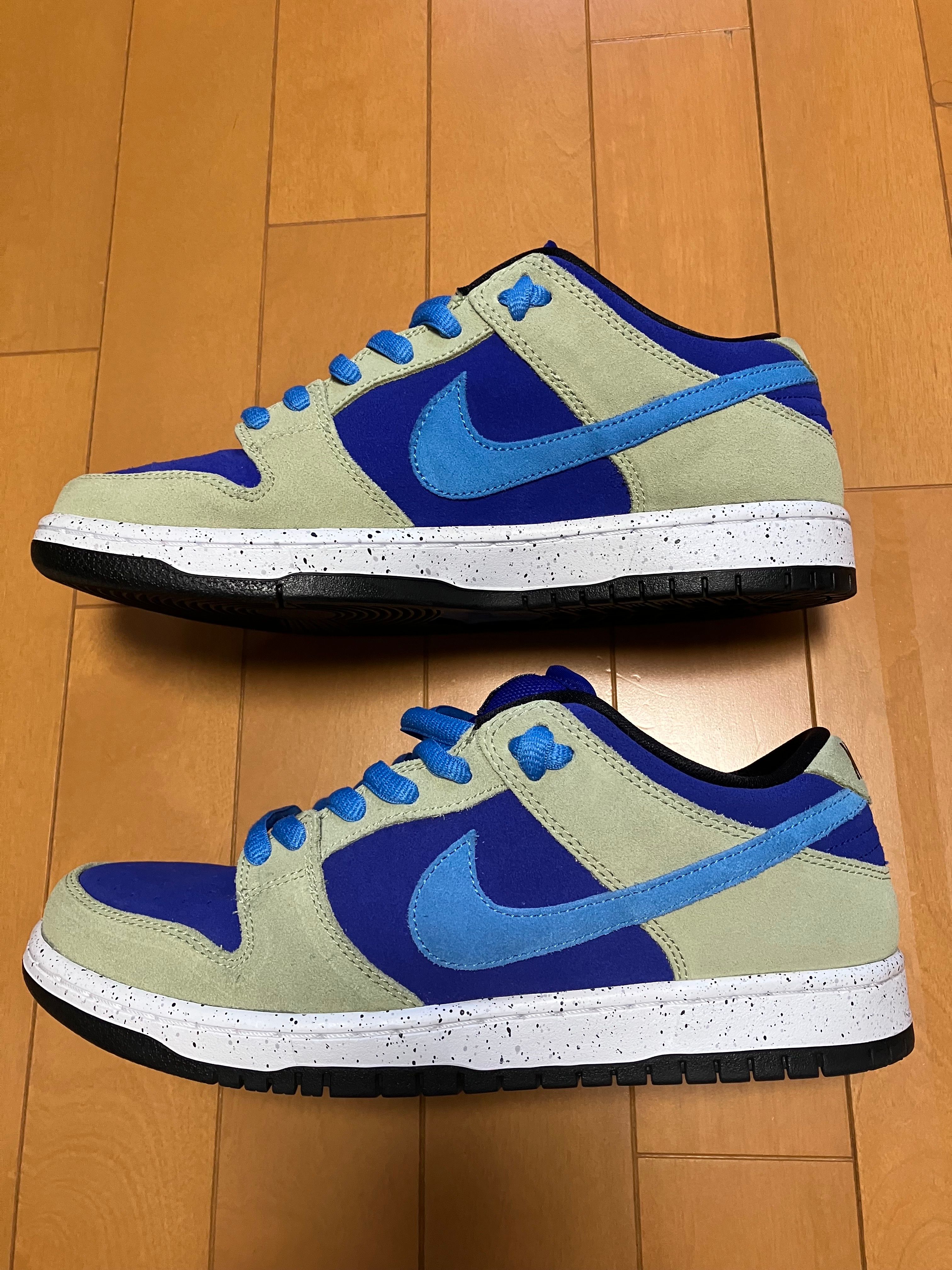 Nike SB Dunk Low "Celadon"