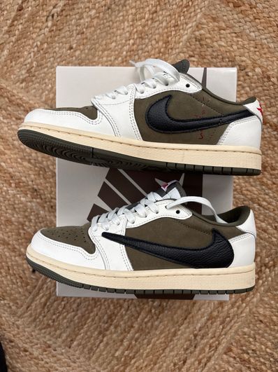 Travis Scott × Nike Air Jordan 1 Low OG SP "Reverse Olive"