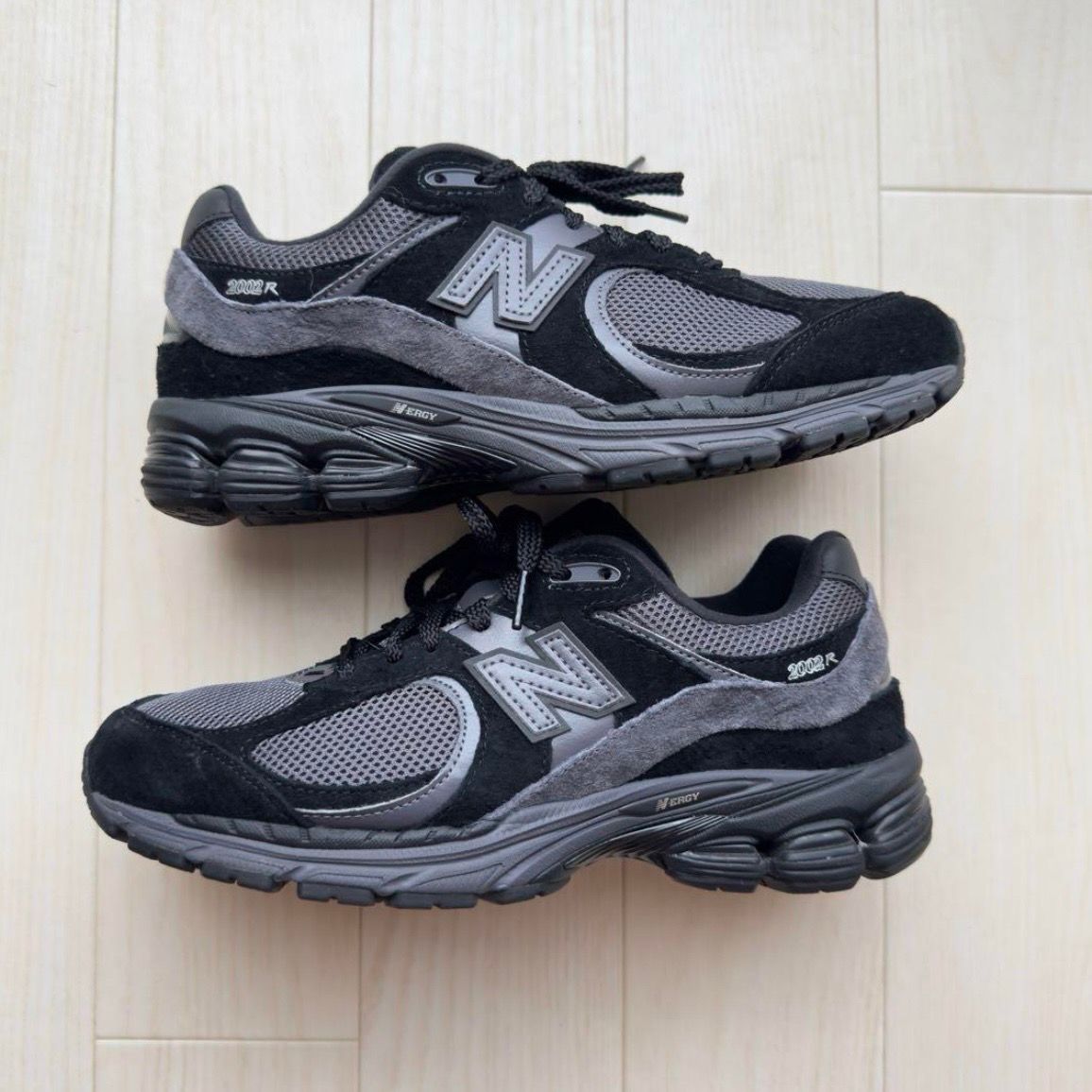 New Balance 2002R "Black Magnet"