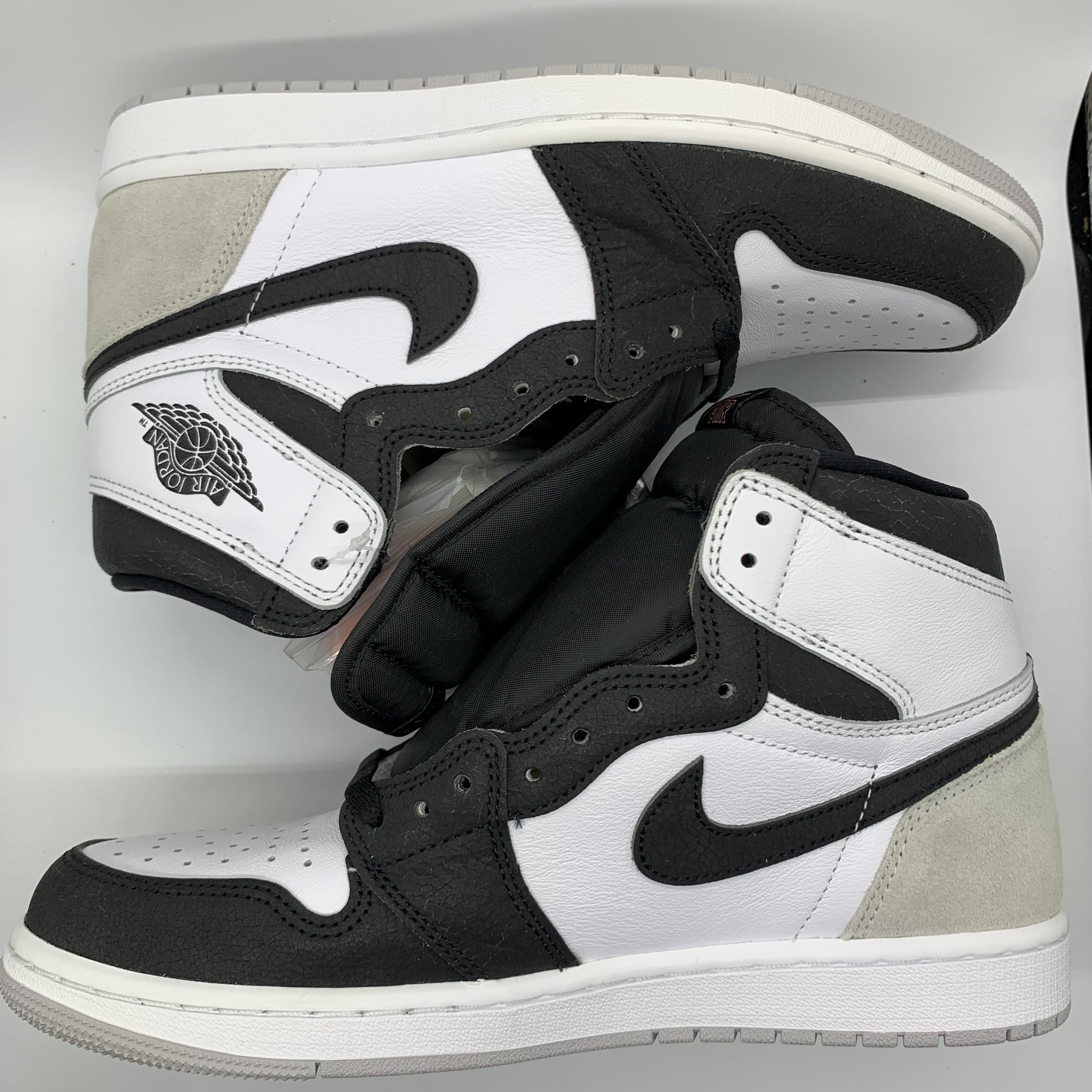 Nike Air Jordan 1 High OG "Bleached Coral"