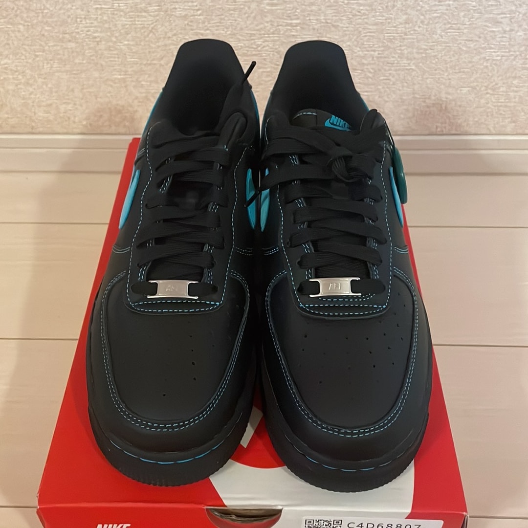 Nike Air Force 1 Low "Black Tiffany"