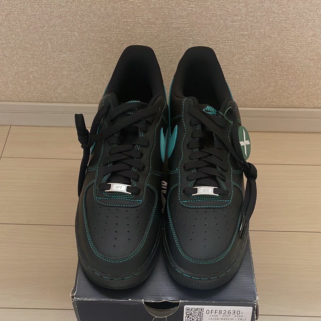 Nike Air Force 1 Low "Black Tiffany"