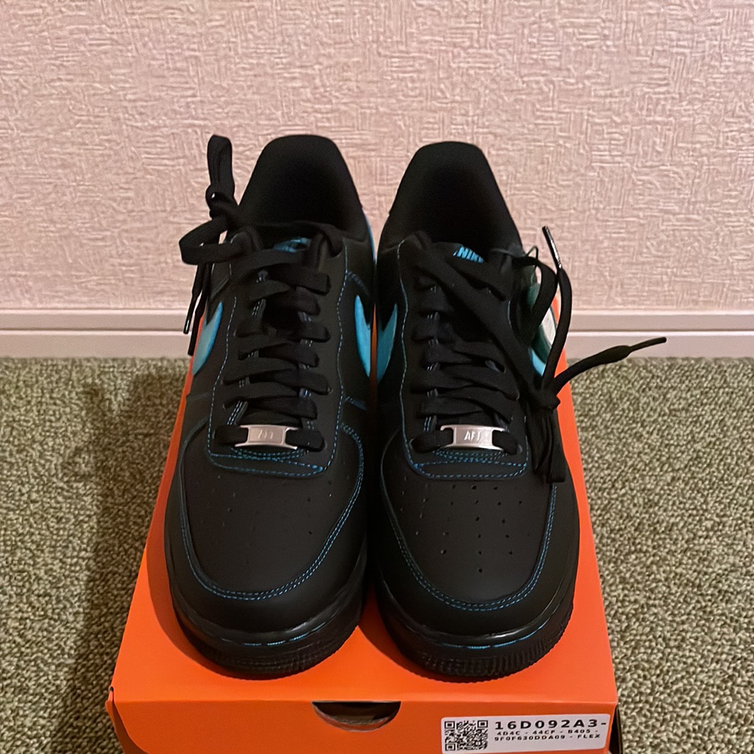 Nike Air Force 1 Low "Black Tiffany"